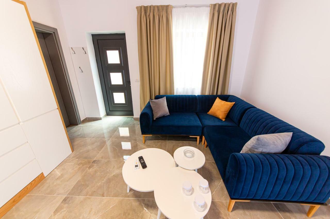 Santa Oliva Suites Ksamil Eksteriør billede