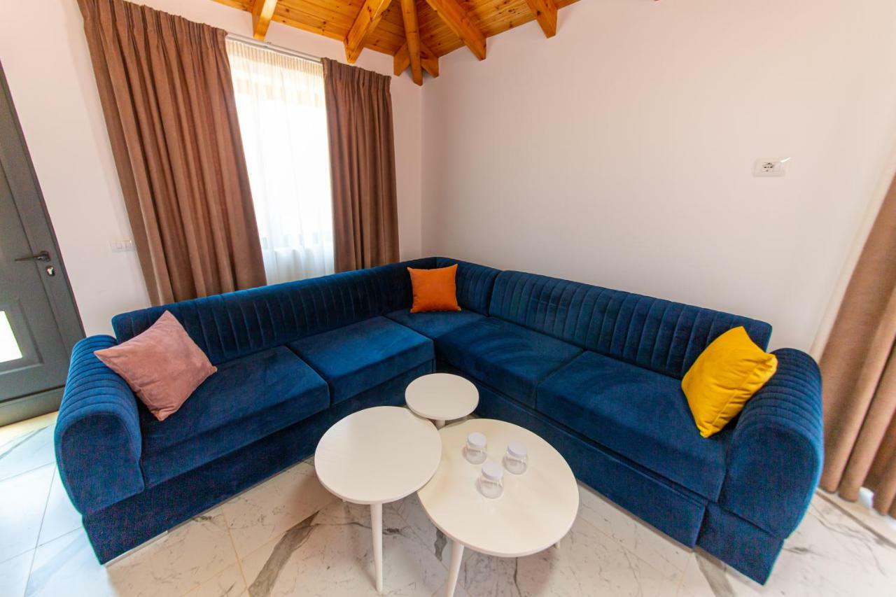 Santa Oliva Suites Ksamil Eksteriør billede