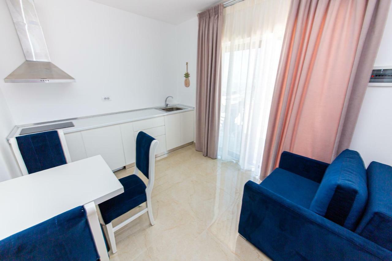 Santa Oliva Suites Ksamil Eksteriør billede