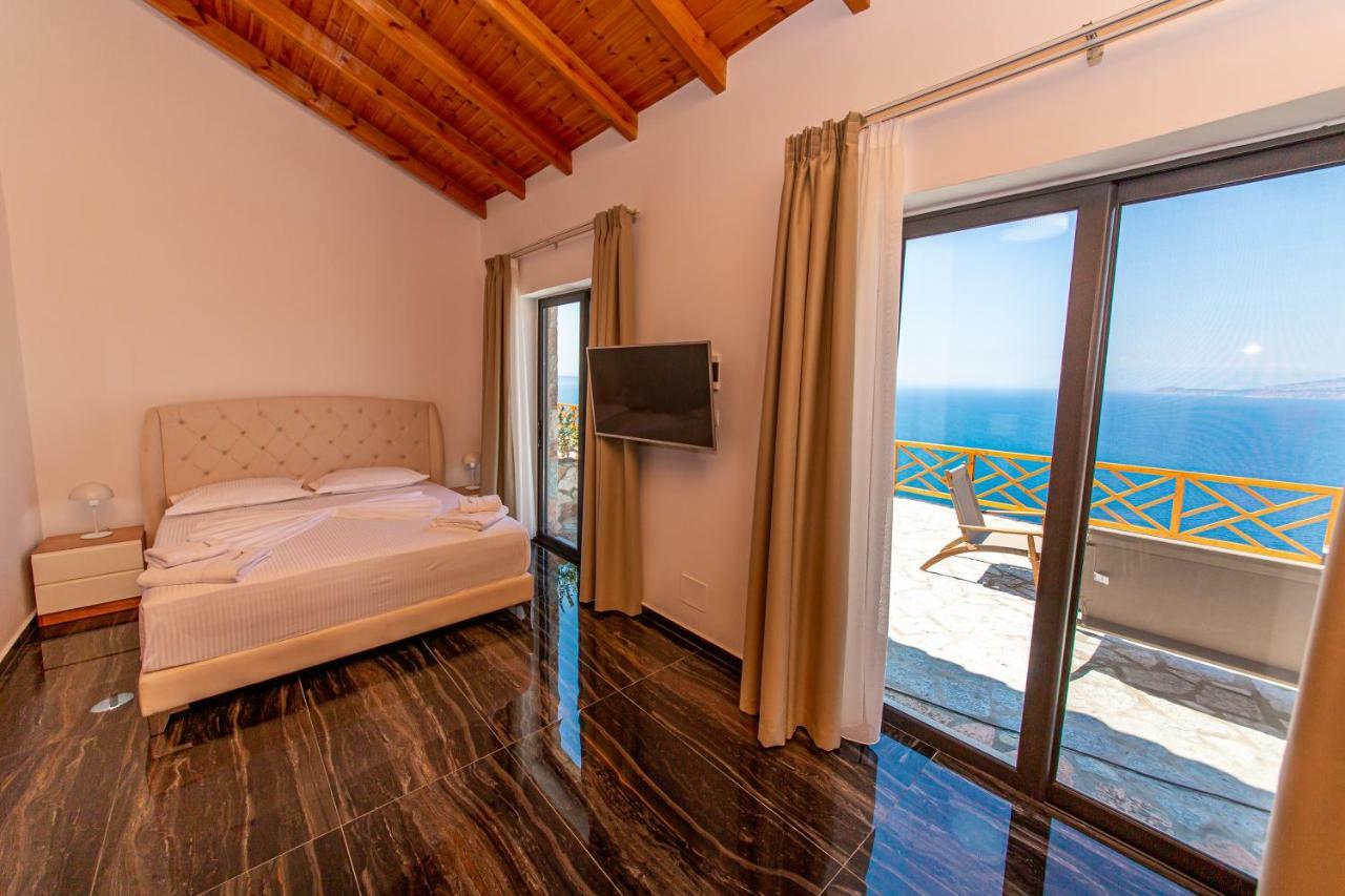Santa Oliva Suites Ksamil Eksteriør billede